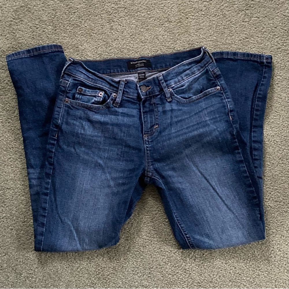 Banana Republic Classic Blue Straight Leg Women's Jeans